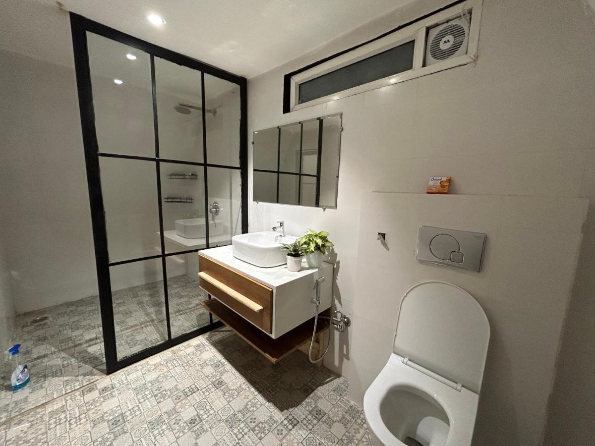 The Alchemist House Hotel Rishikesh Bagian luar foto